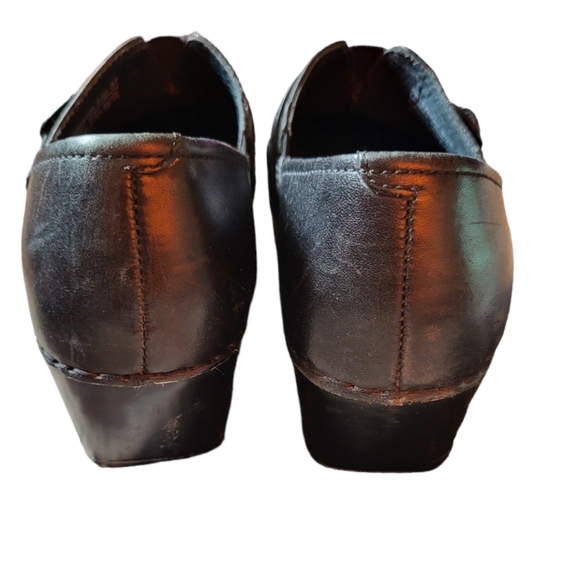 Dansko Women’s Tamara Black Leather Slip-On Nursing Clogs size 37 - Picture 4 of 6